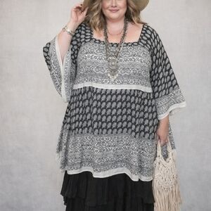 BOHO Black and White Lagenlook, Whimsigoth 5xl Pit To Pit Is 24 Plus